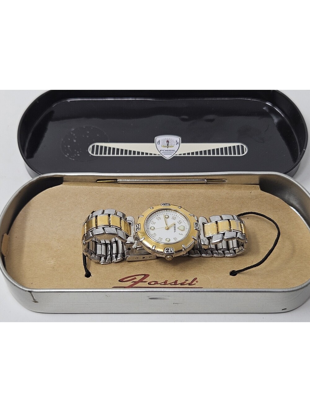 Fossil Watch Womens, Two Tone White Dial AM -2904 Needs Battery
